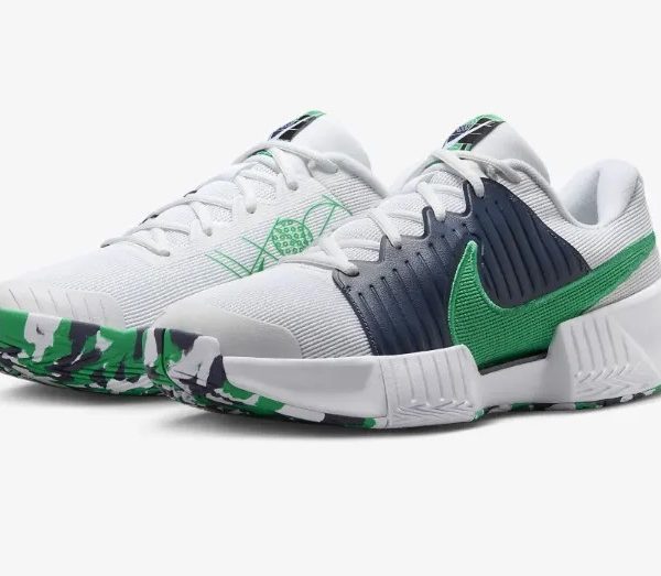 Giày pickleball Nike Zoom Challenge trắng xanh
