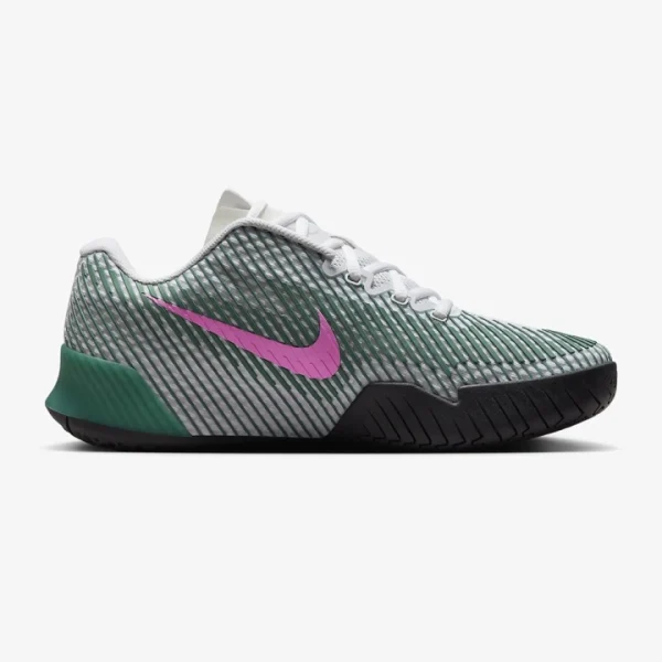 NikeCourt Air Zoom Vapor 11