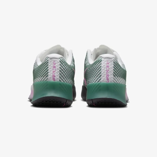 NikeCourt Air Zoom Vapor 11